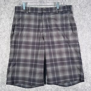 Nike Shorts Mens Size 32x12 Gray Black Plaid Golf Perfomance Dri Fit Chino